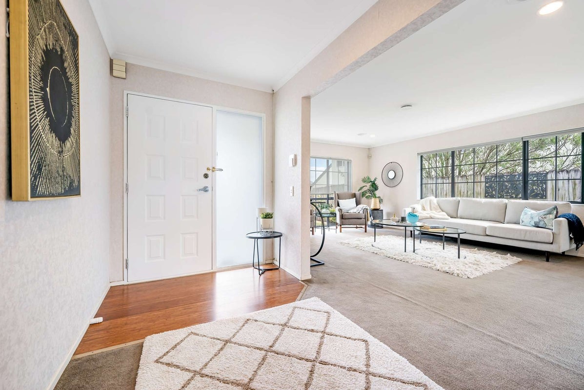 65 Orangewood Drive, Northpark, Auckland - Carousel 2