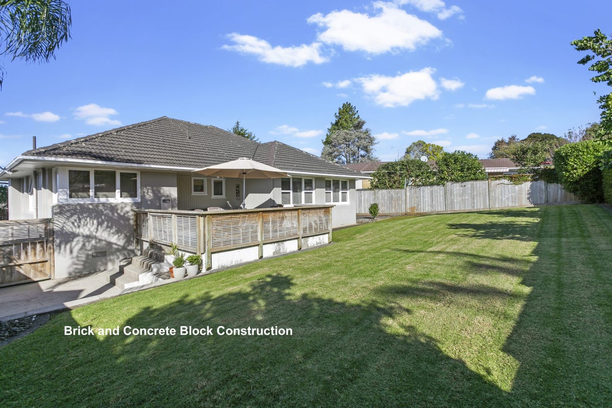 14 Glenmore Road, Sunnyhills, Auckland - Carousel 1