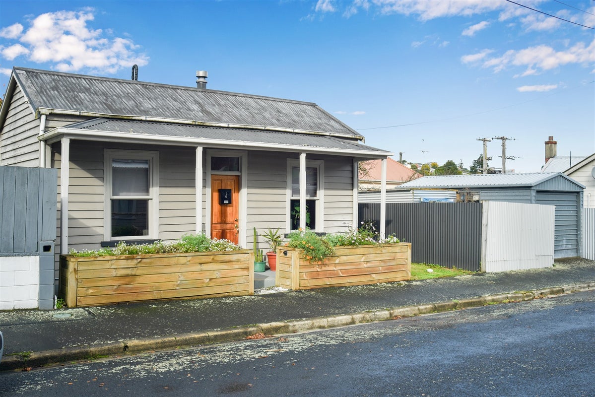 6 Coburn Avenue, North East Valley, Dunedin - Carousel 18