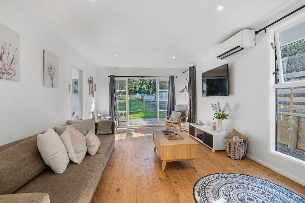 4/119 Maraetai Drive, Maraetai, Auckland - Carousel 1