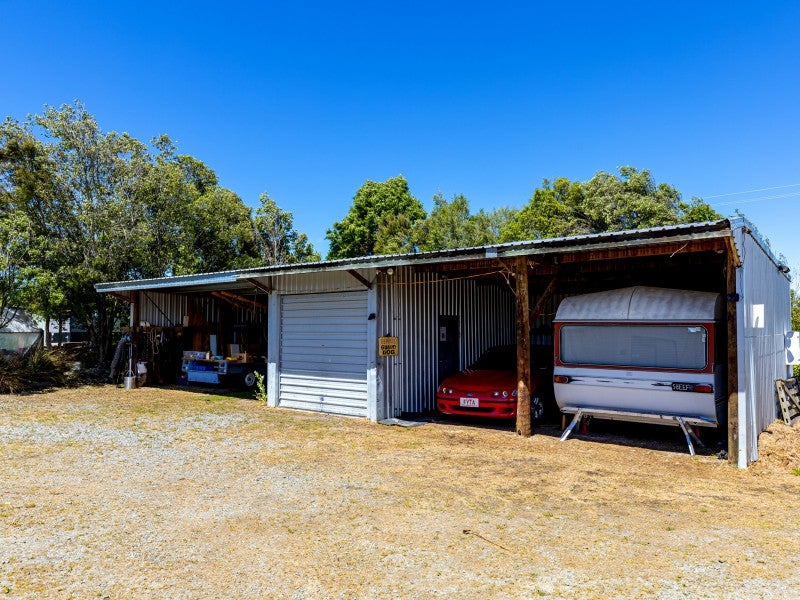 810 Winchester Hanging Rock Road, Hilton - Carousel 22
