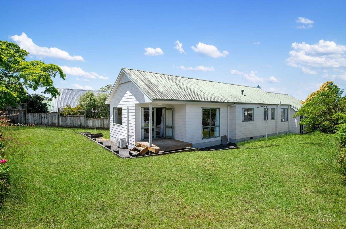 51 Wingate Street, Avondale, Auckland - Carousel 1