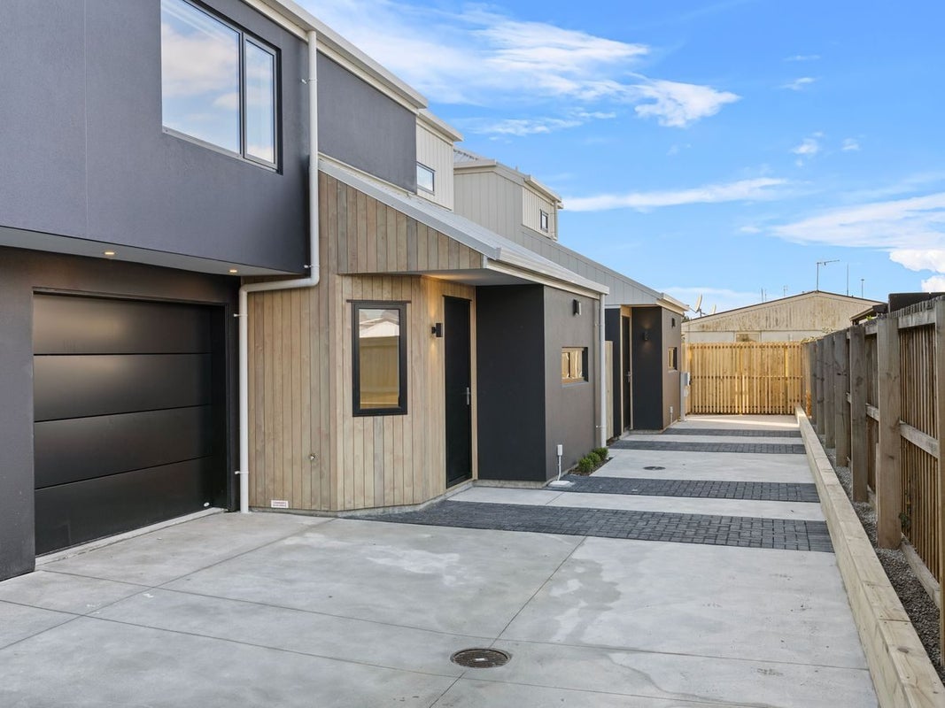 5/32 Allard Street, Edgeware, Christchurch - Carousel 1