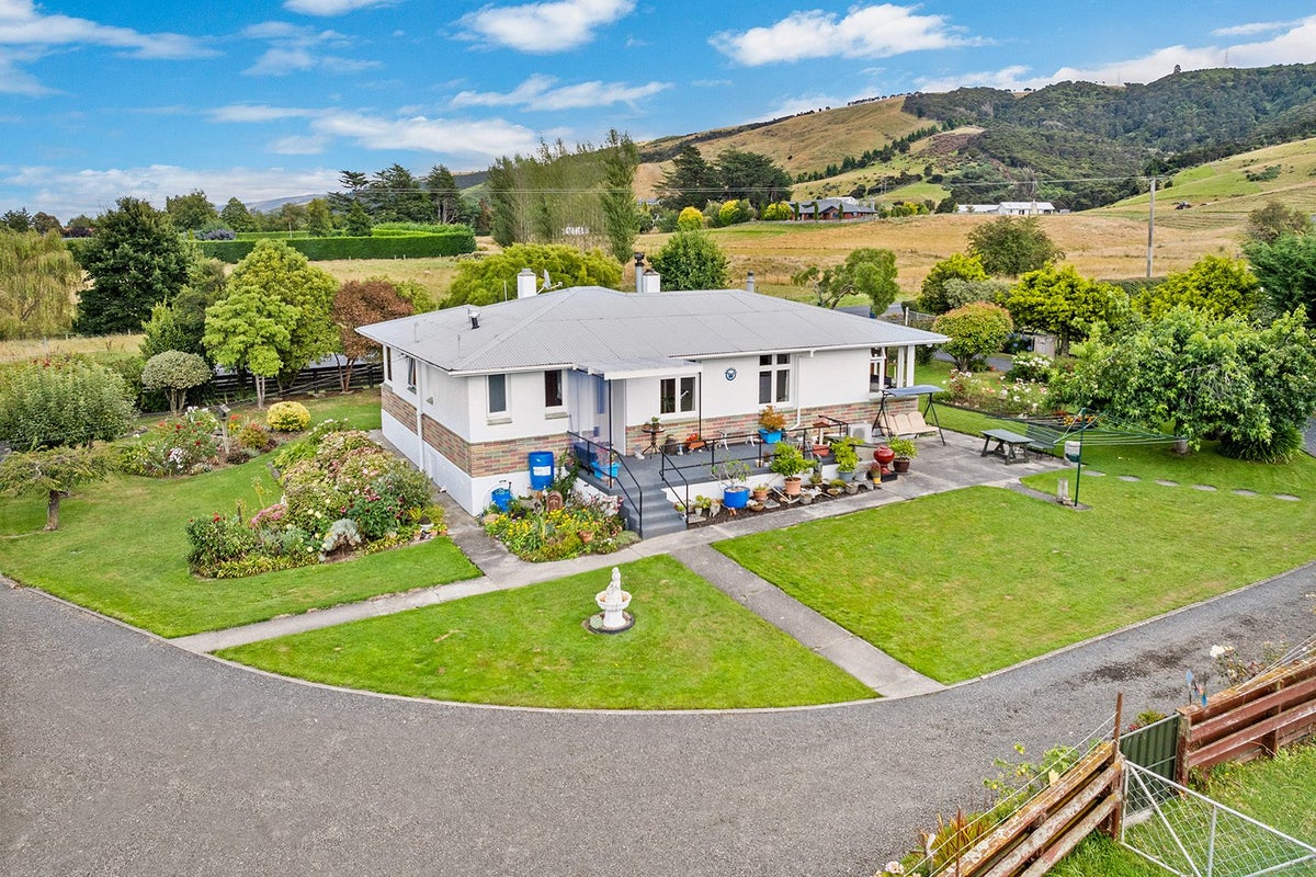 40 Taioma Road, North Taieri, Mosgiel - Carousel 1