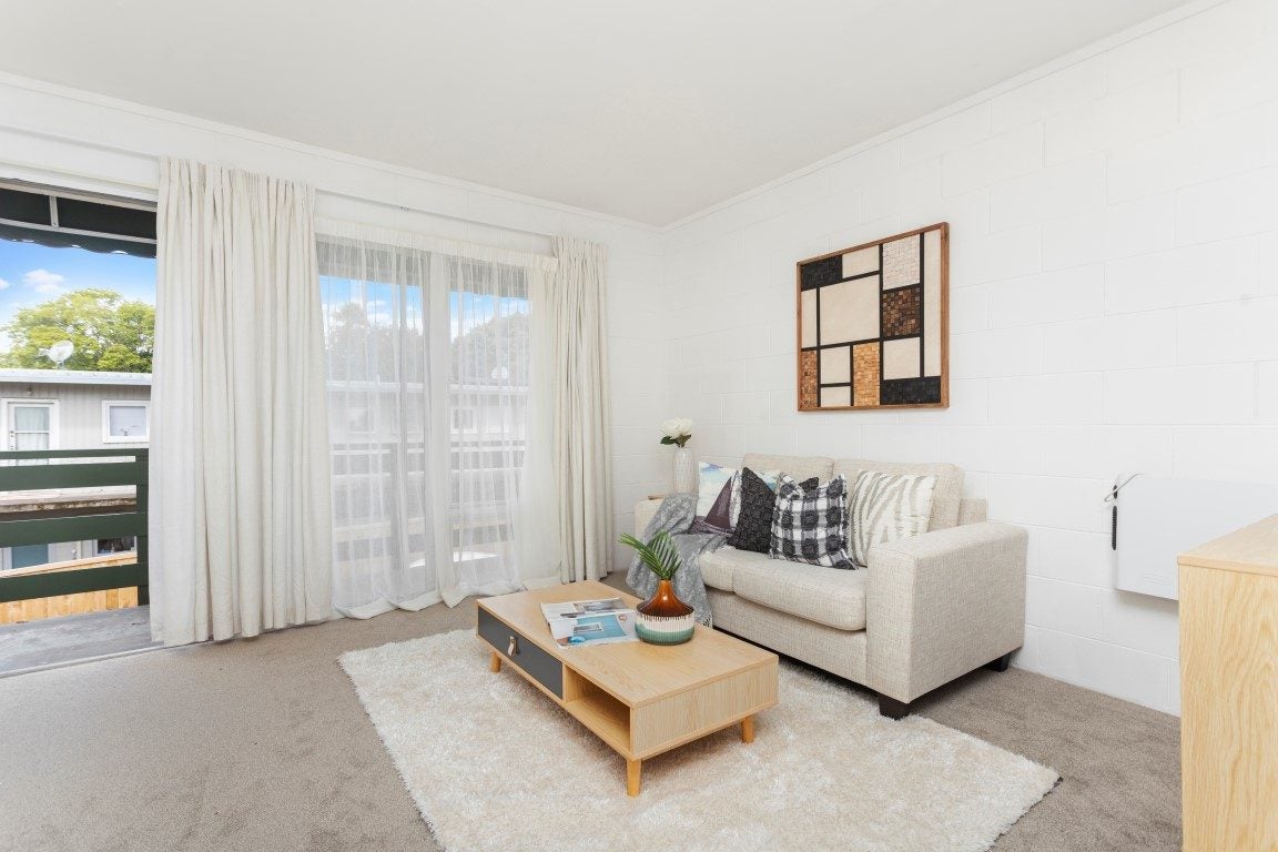8/7 Edenvale Park Road, Mount Eden, Auckland - Carousel 2