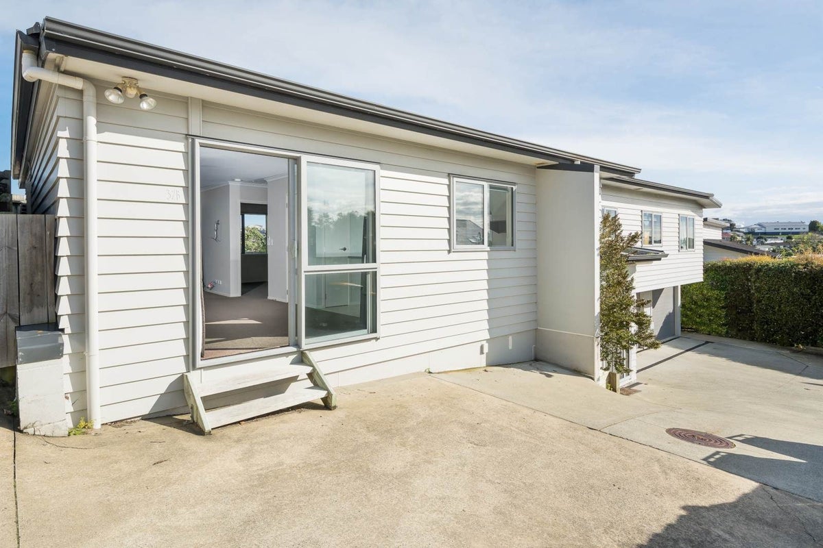 32 Braemar Road, Rothesay Bay, Auckland - Carousel 12