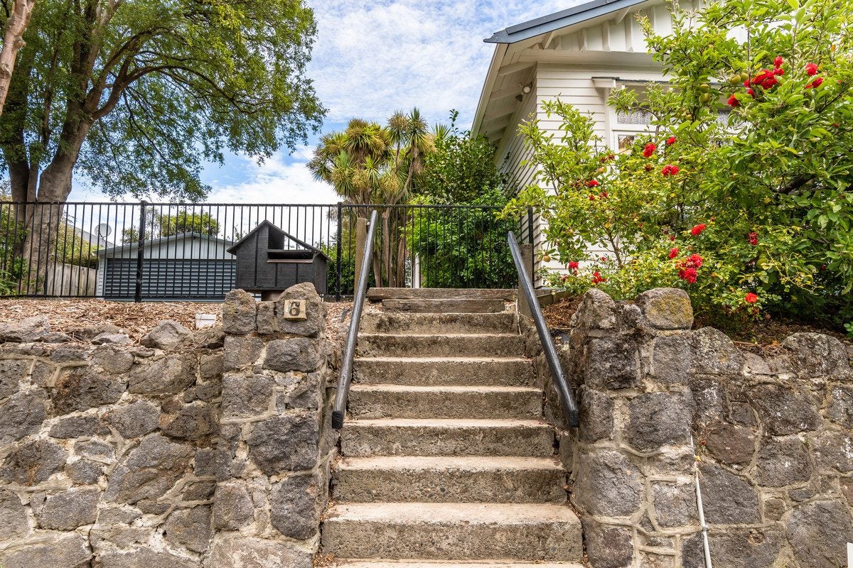 6 Sandwich Road, Beckenham, Christchurch - Carousel 2