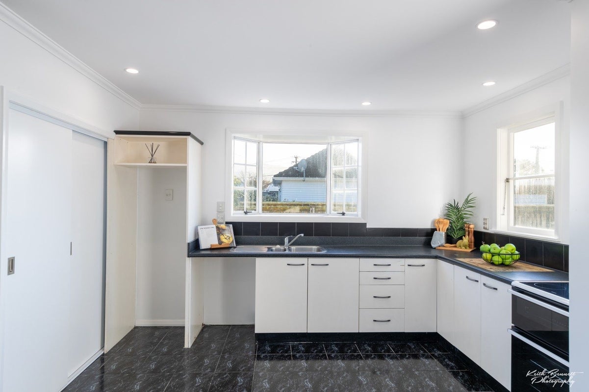 103A THACKERAY STREET, Trentham, Upper Hutt - Carousel 2