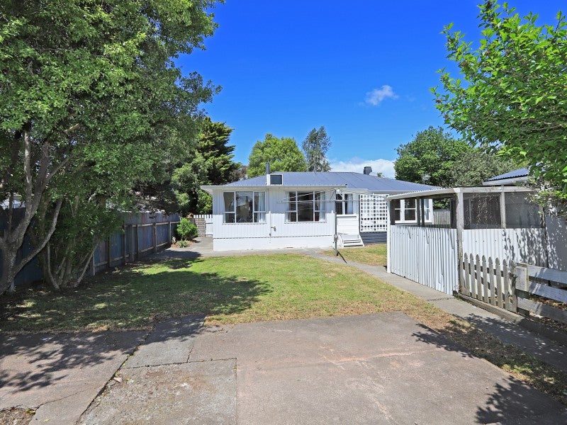 1002 Sussex Street, Mayfair, Hastings - Carousel 11