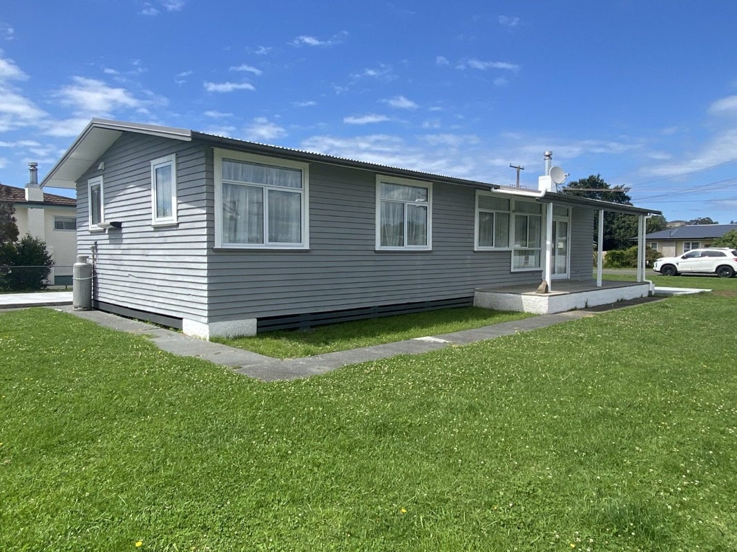 24 Huxley Road, Outer Kaiti, Gisborne - Carousel 10