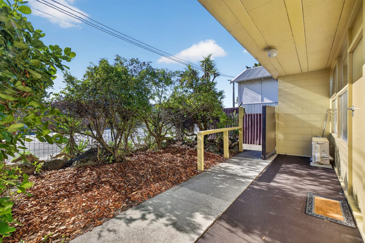 9 Rodney Street, New Brighton, Christchurch - Carousel 2