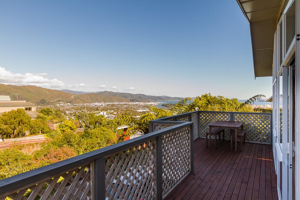 31 City View Grove, Harbour View, Lower Hutt - Carousel 2
