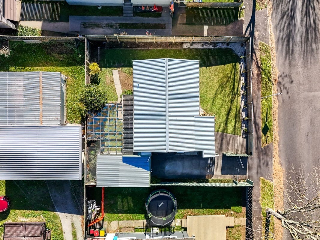 3 Kenney Crescent, Fairfield, Hamilton - Carousel 19