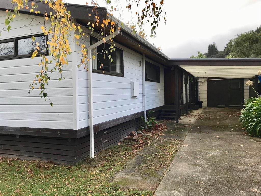 63 Gemstone Drive, Birchville, Upper Hutt - Carousel 1