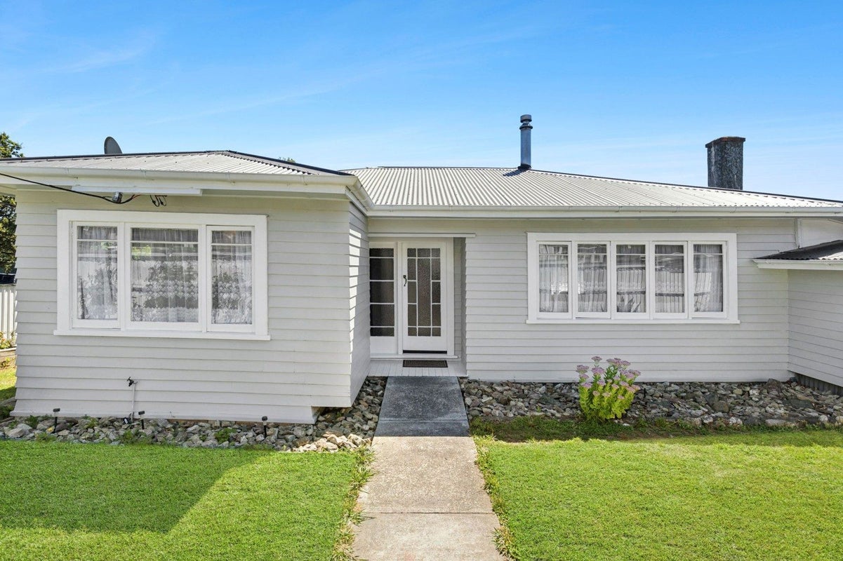 38 Tipahi Street, Nelson South, Nelson - Carousel 1