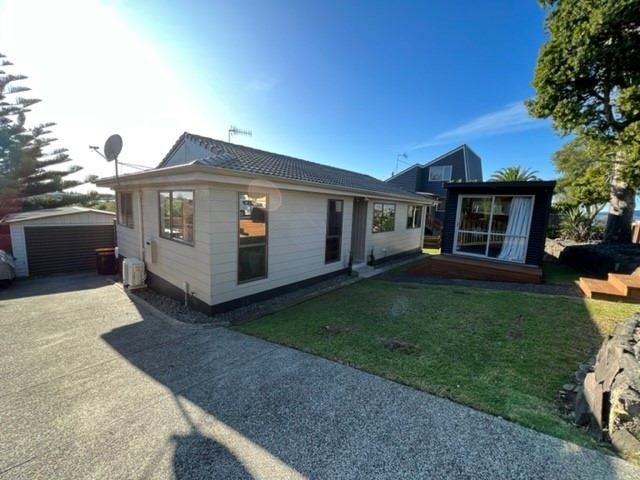 35 Winchester Terrace, Bethlehem, Tauranga - Carousel 1