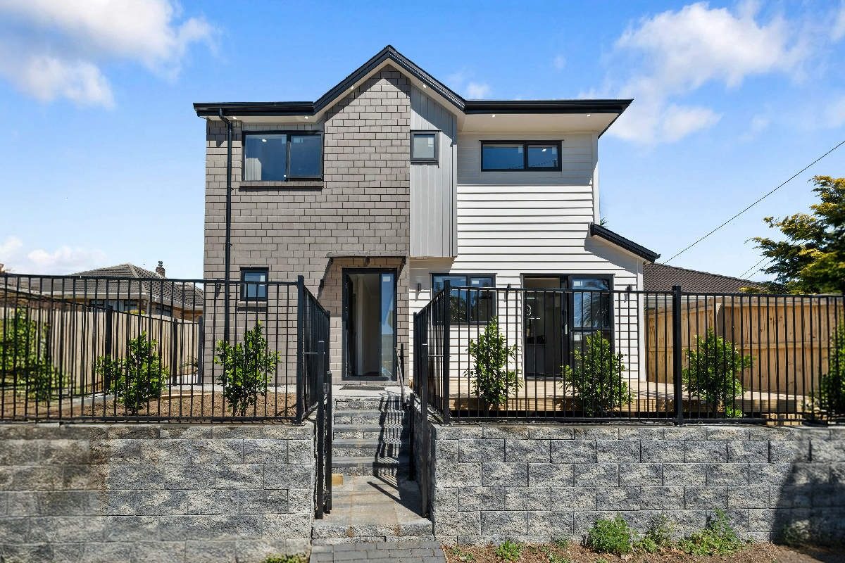 14A Graeme Avenue, Mangere East, Auckland - Carousel 1