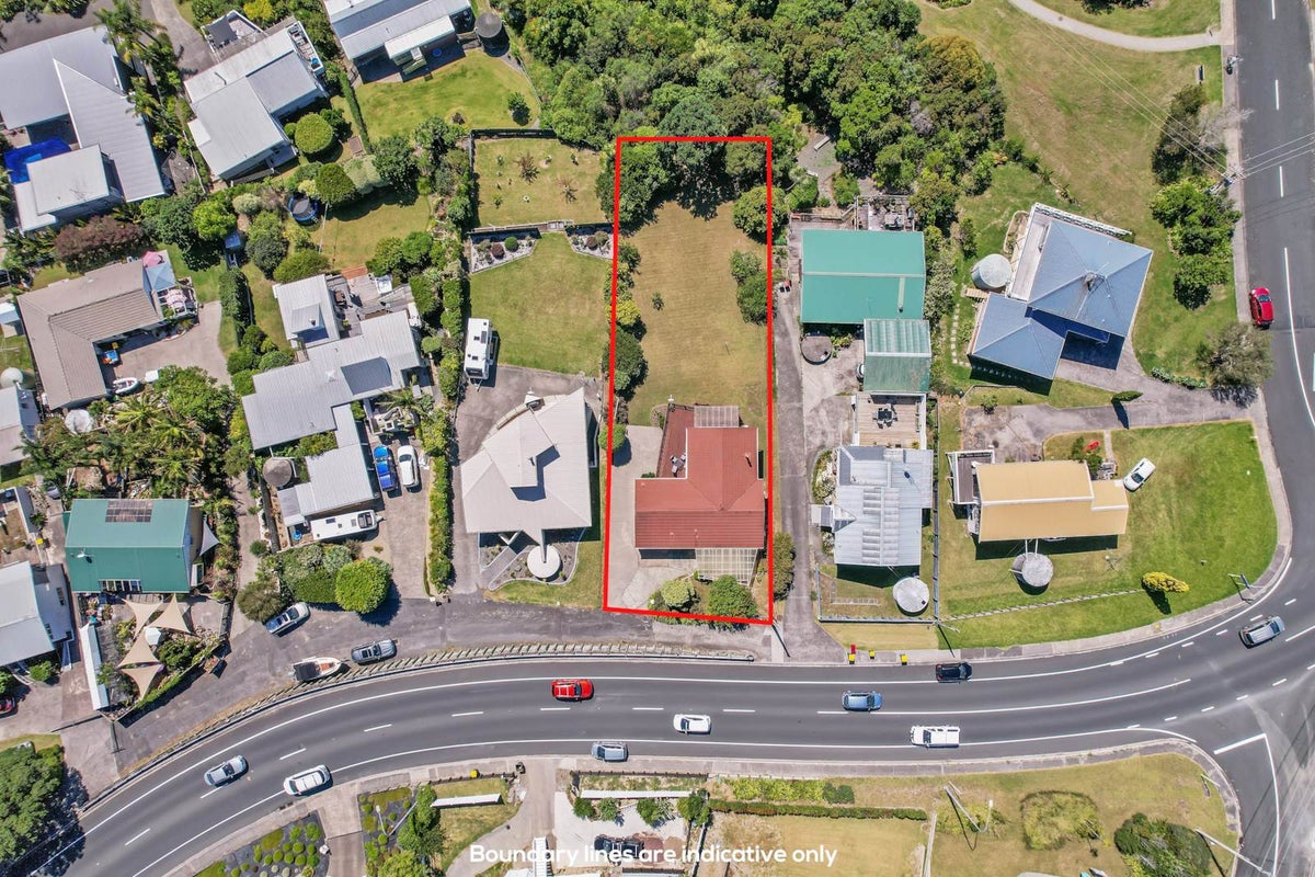 990 Whangaparaoa Road, Manly, Whangaparaoa - Carousel 2