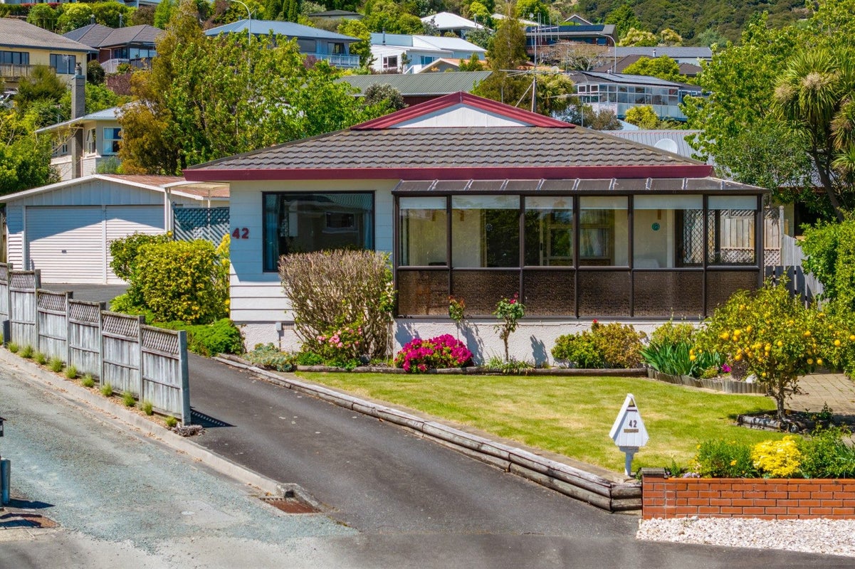 42 Rainbow Drive, Atawhai, Nelson - Carousel 2