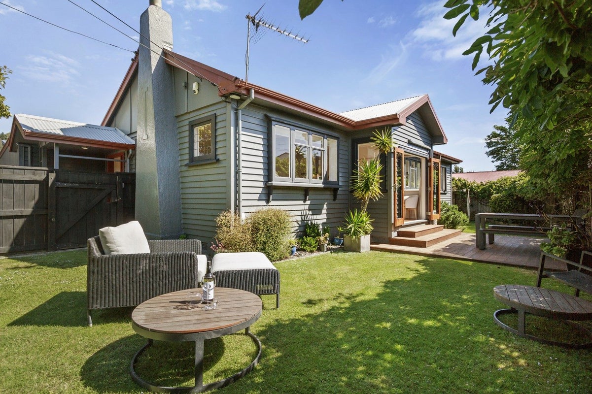 63 Lane Street, Wallaceville, Upper Hutt - Carousel 1