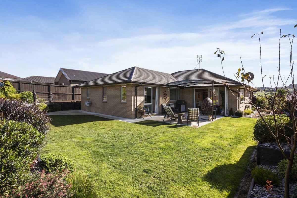 75 Harriet Johnston Drive, Pokeno - Carousel 1