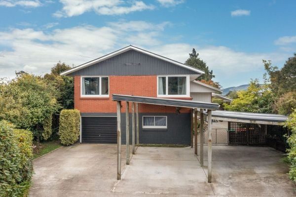 15 Soper Road, Mosgiel, Mosgiel - Carousel 1