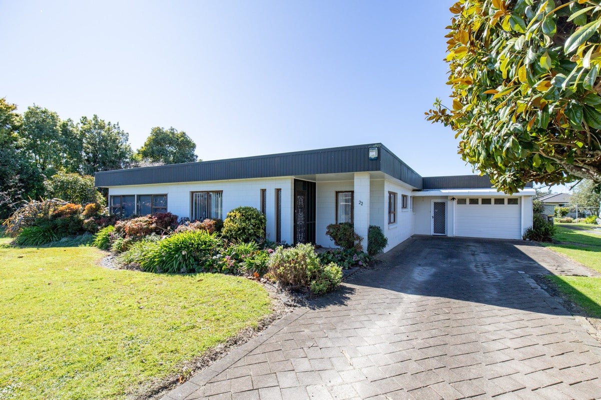 22 Paul Drive, Ngatea, Ngatea - Carousel 1