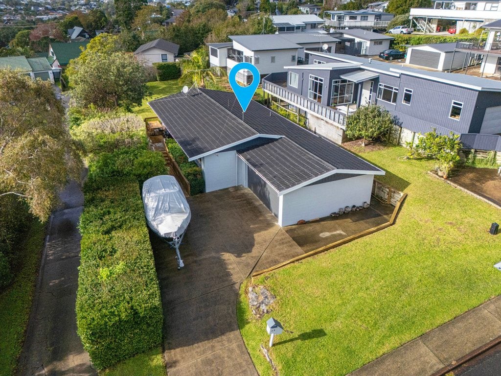 39 Gledstane Road, Stanmore Bay, Whangaparaoa - Carousel 1