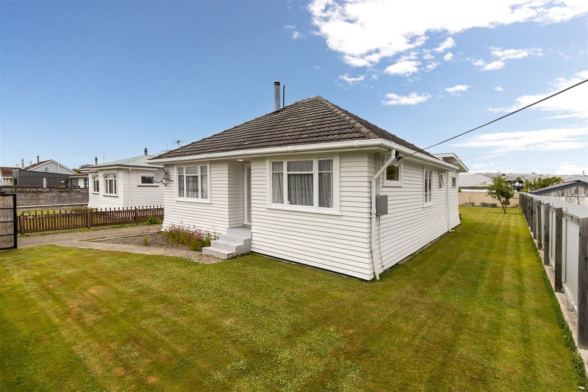 41 Pitchill Street, Mayfield, Blenheim - Carousel 1