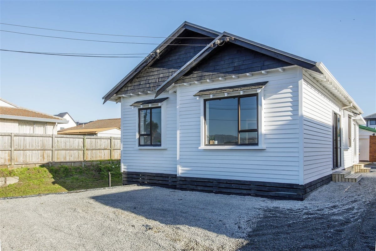 1/19 Montreal Street, Sydenham, Christchurch - Carousel 2