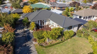 12 Rossiter Avenue, Redwood, Christchurch - Carousel 1