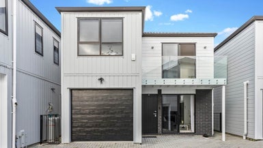 19C Farwood Drive, Henderson, Auckland - Carousel 1