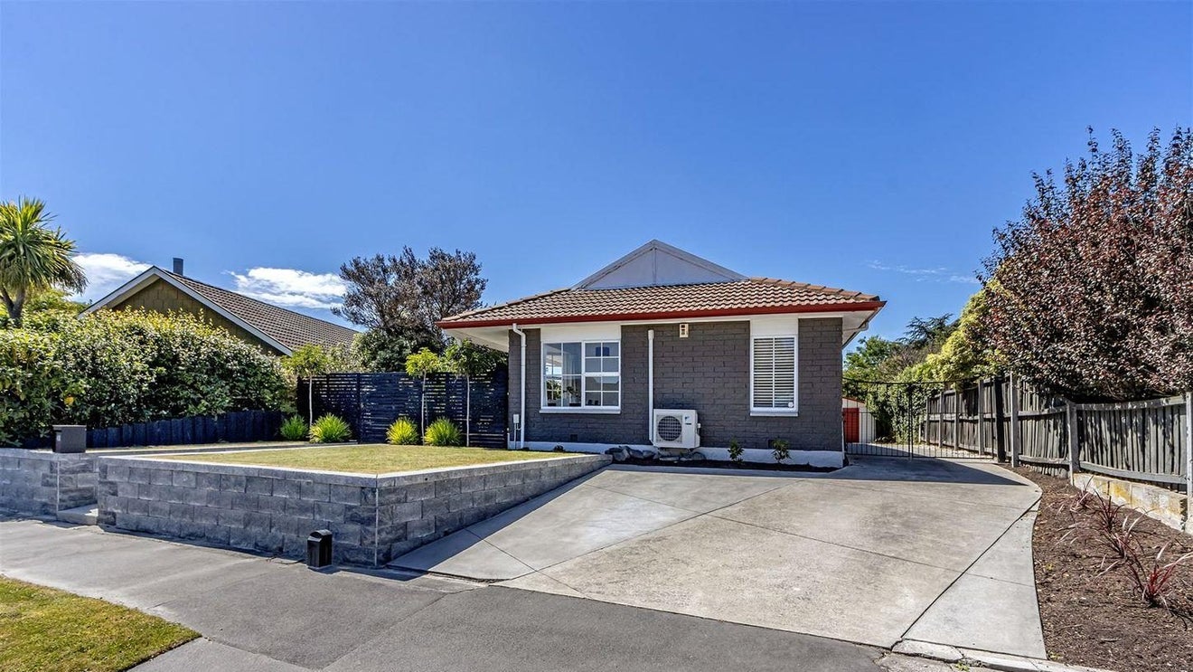 40 Kimberley Street, Casebrook, Christchurch - Carousel 1