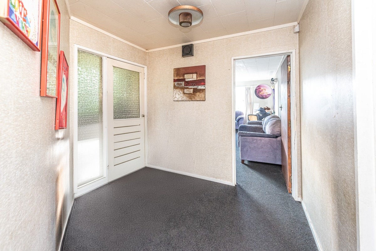 112 Hinau Street, Castlecliff, Whanganui - Carousel 2