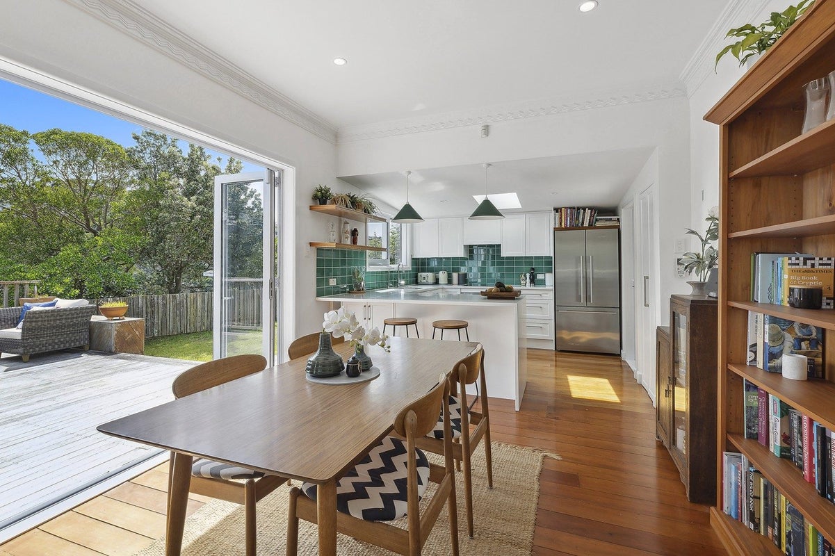 10A Highland Crescent, Wadestown, Wellington - Carousel 2