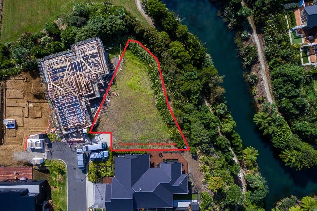 10 Kakariki Lane, Waiwhakaiho, New Plymouth - Carousel 1