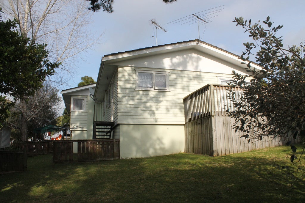 1/54 Strong Street, Saint Johns, Auckland - Carousel 2