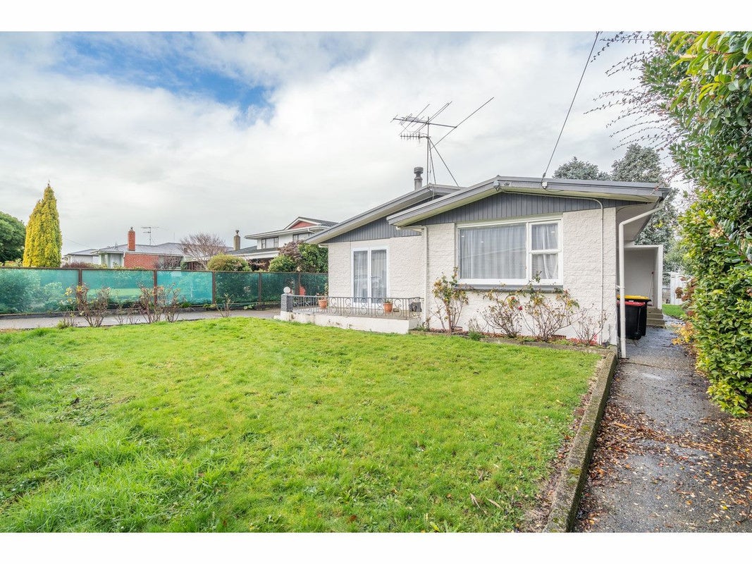 11 West Street, Hawthorndale, Invercargill - Carousel 2