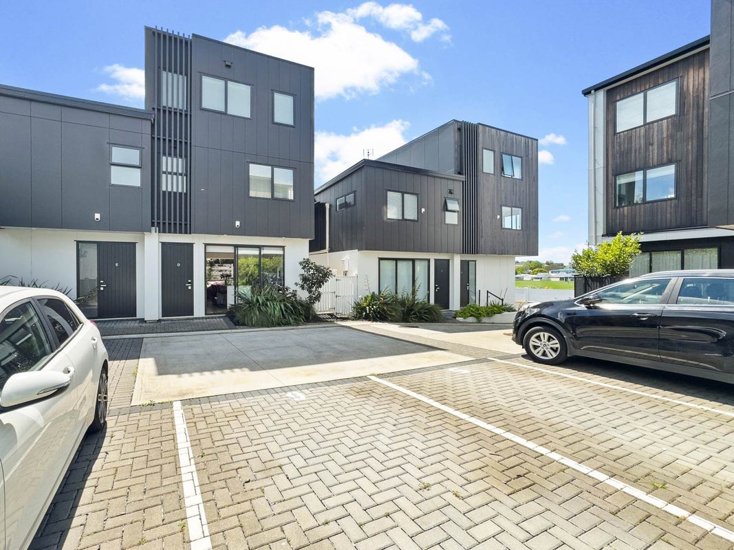 2D Cardinal Place, Glendowie, Auckland - Carousel 1