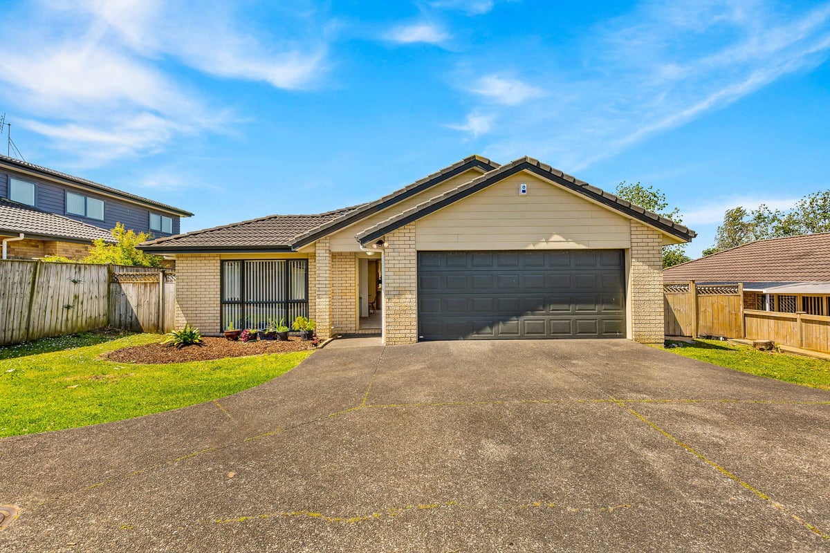 21 Villino Place, Randwick Park, Auckland - Carousel 1