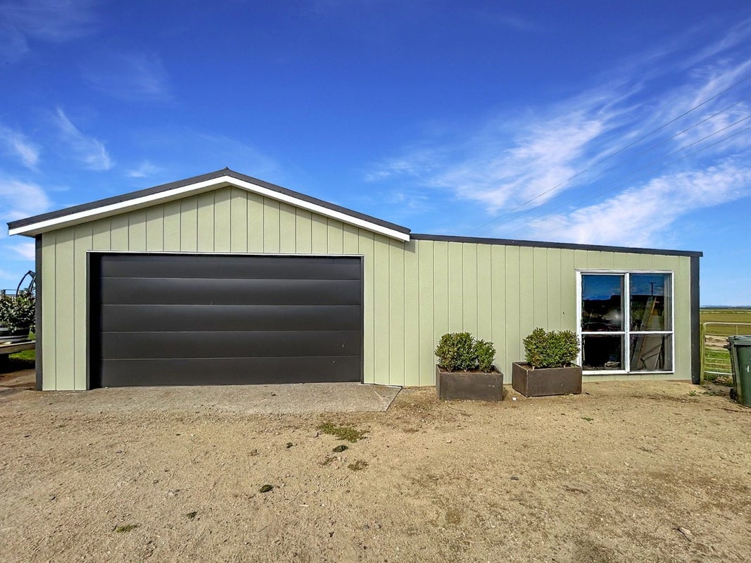 119 Tuke Road, Waverley, Waverley - Carousel 24