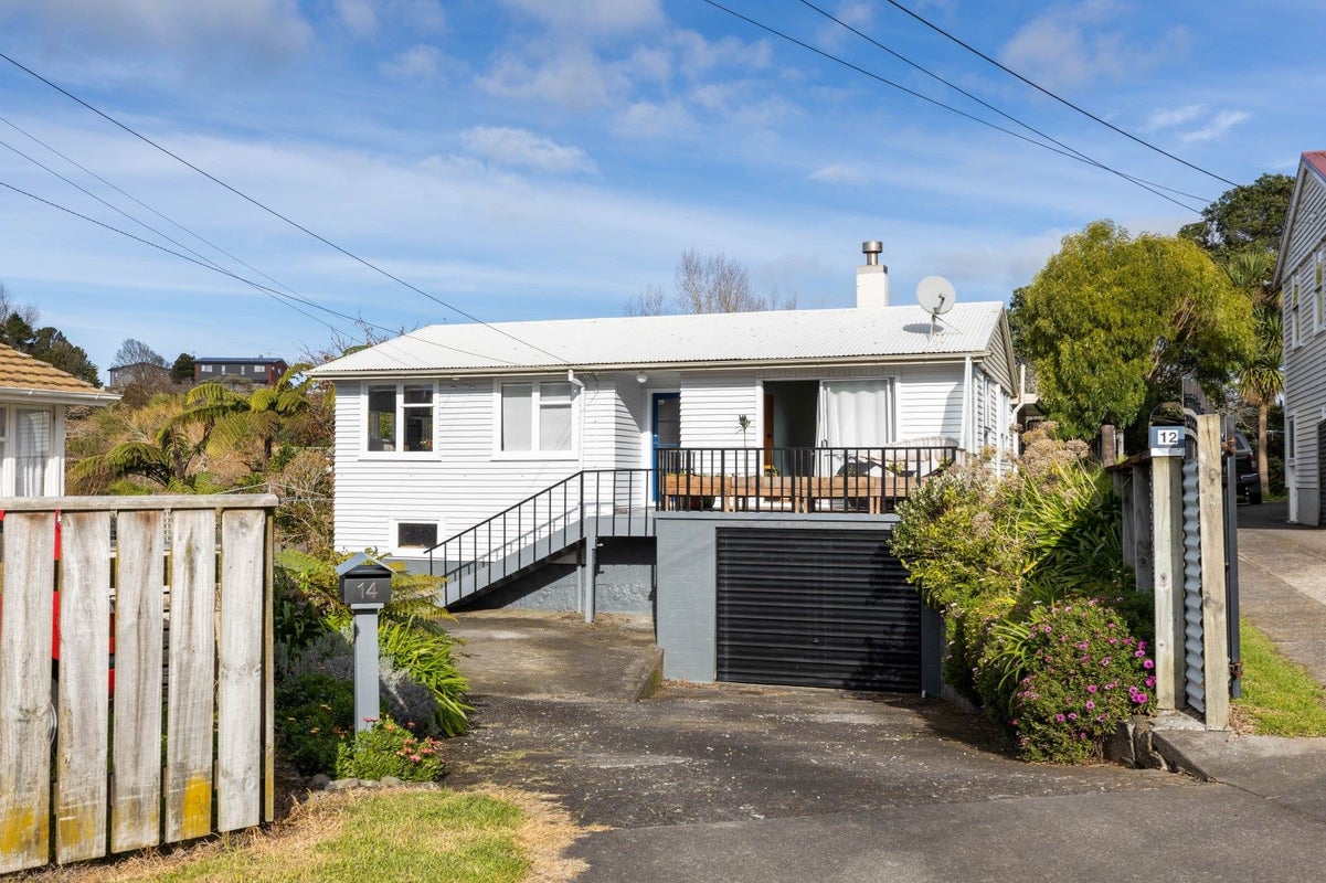 14 Wiremu Place, Blagdon, New Plymouth - Carousel 1