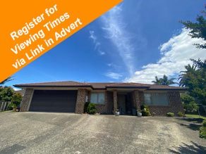15 Malin Place, Pinehill, Auckland - Carousel 1