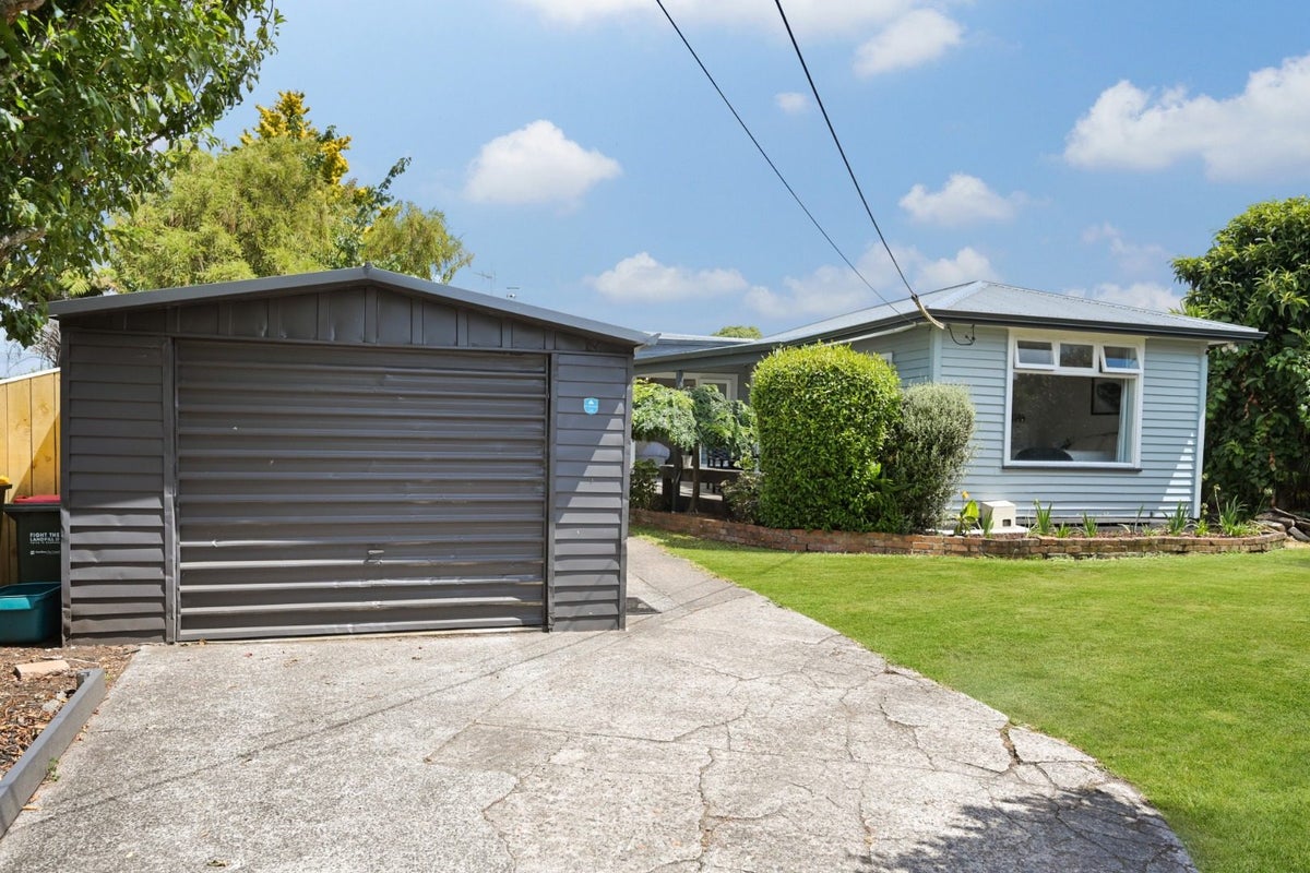 3 Rhode Street, Frankton, Hamilton - Carousel 1
