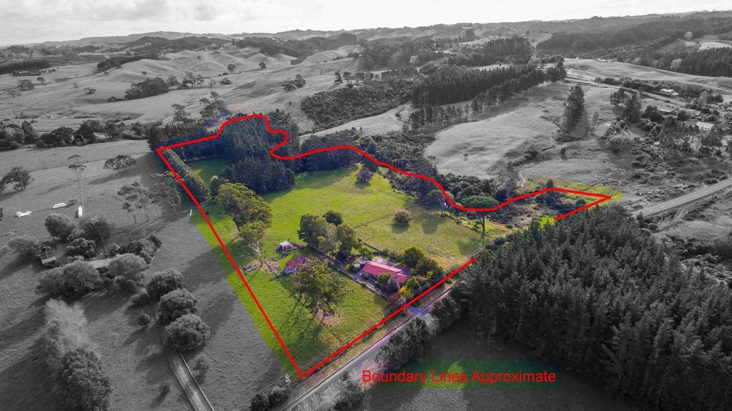 37 Upper Orewa Road, Silverdale - Carousel 2