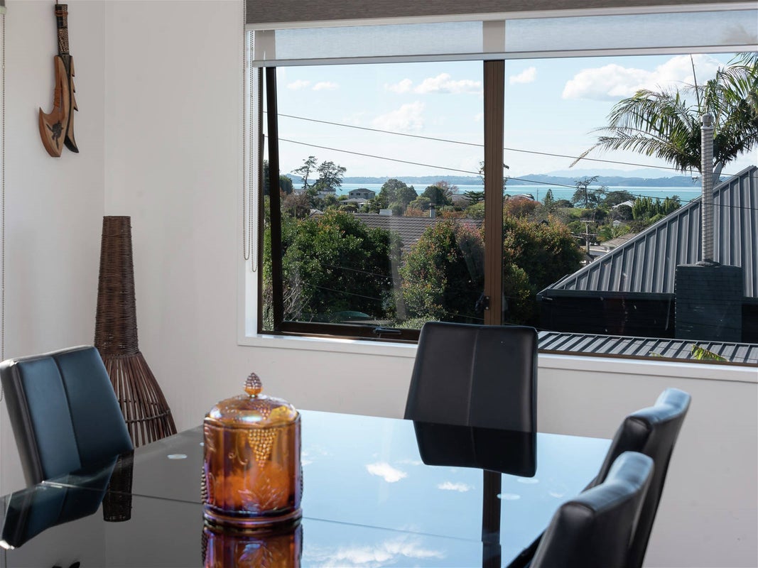 2/53 Uxbridge Road, Howick, Auckland - Carousel 26