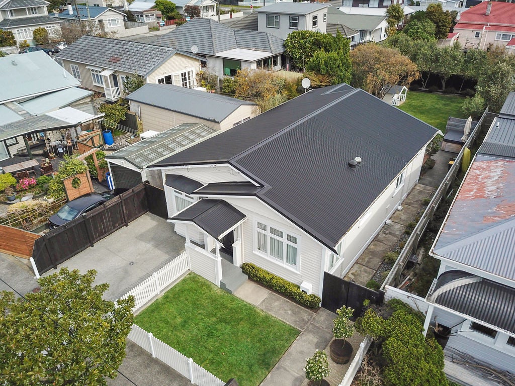 26 Manchester Street, Petone, Lower Hutt - Carousel 20