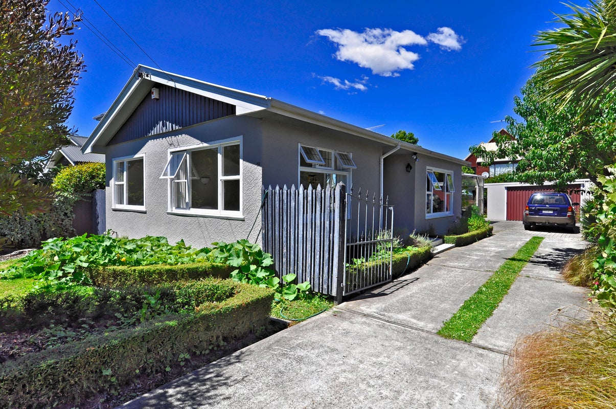 60 Cornwall Street, St Albans, Christchurch - Carousel 1