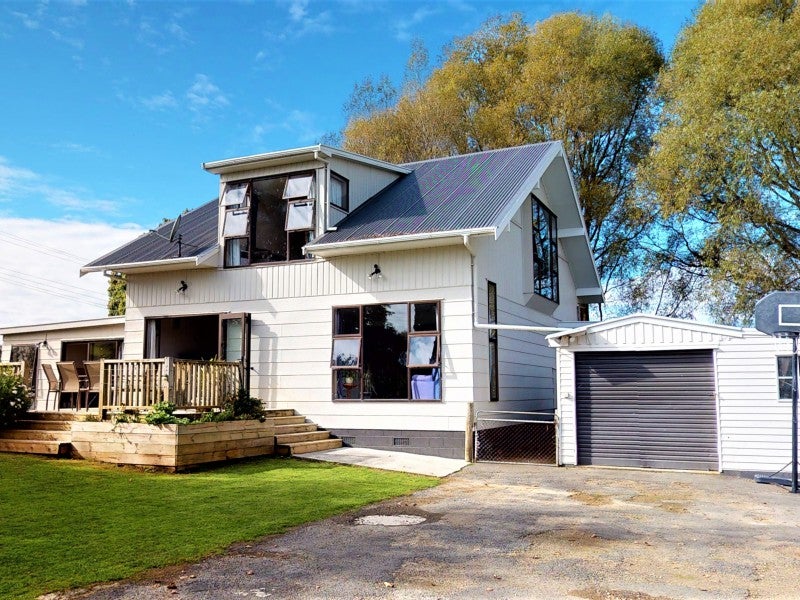 22 Potts Road, Koputaroa, Levin - Carousel 1