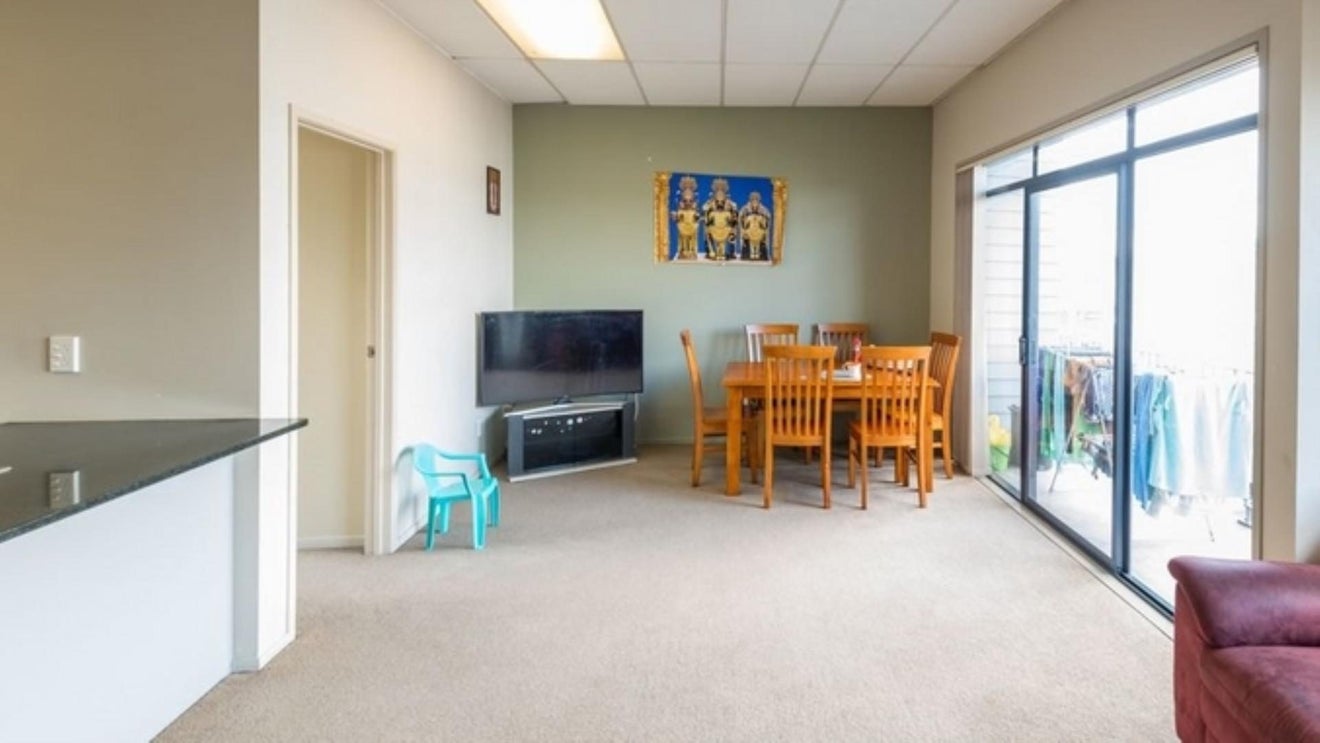 3B/9 Laidlaw Way, East Tamaki, Auckland - Carousel 2